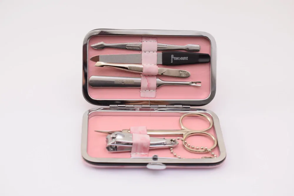 239 - 2 MAGNUM manikúrní set malý mramorový růžový