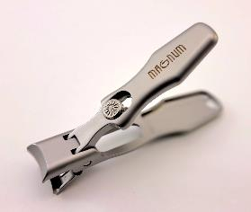 792 MAGNUM kleštičky na tvrdé nehty 8.8 см