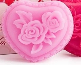 Glycerinové mýdlo Rose Luxurious of Bulgaria ručně vyrobené 70gr - růžové